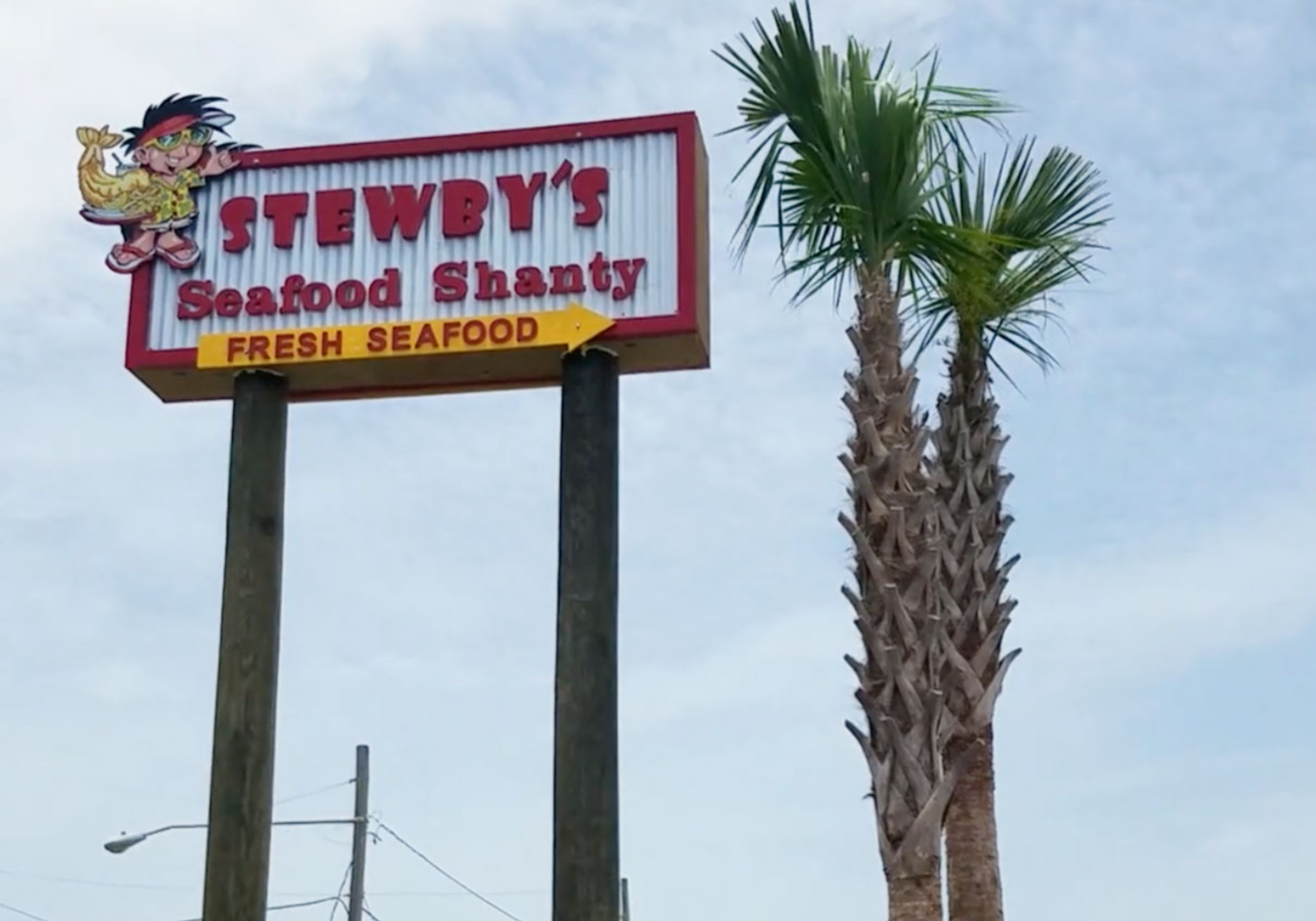 Stewby’s Seafood Shanty sign in Fort Walton Beach near Okaloosa Island